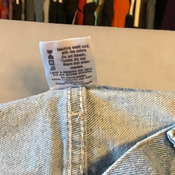 Faded Glory Men's Relaxed Light Blue Jeans - Picture 5 of 5